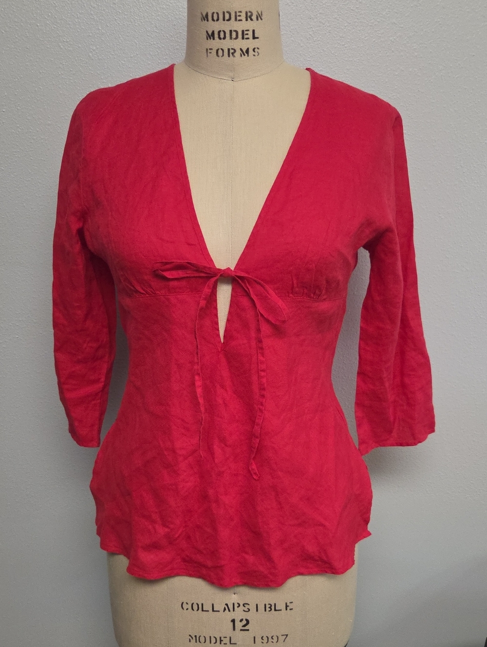 United Colors Of Benetton Deep V Tie-Front Blouse in Bright Red